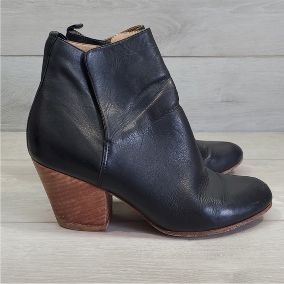 Cue Shoes - Black Leather Ankle Boots